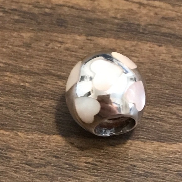 Pandora Retired Mother Of Pearls Heart Charm - Picture 4 of 5